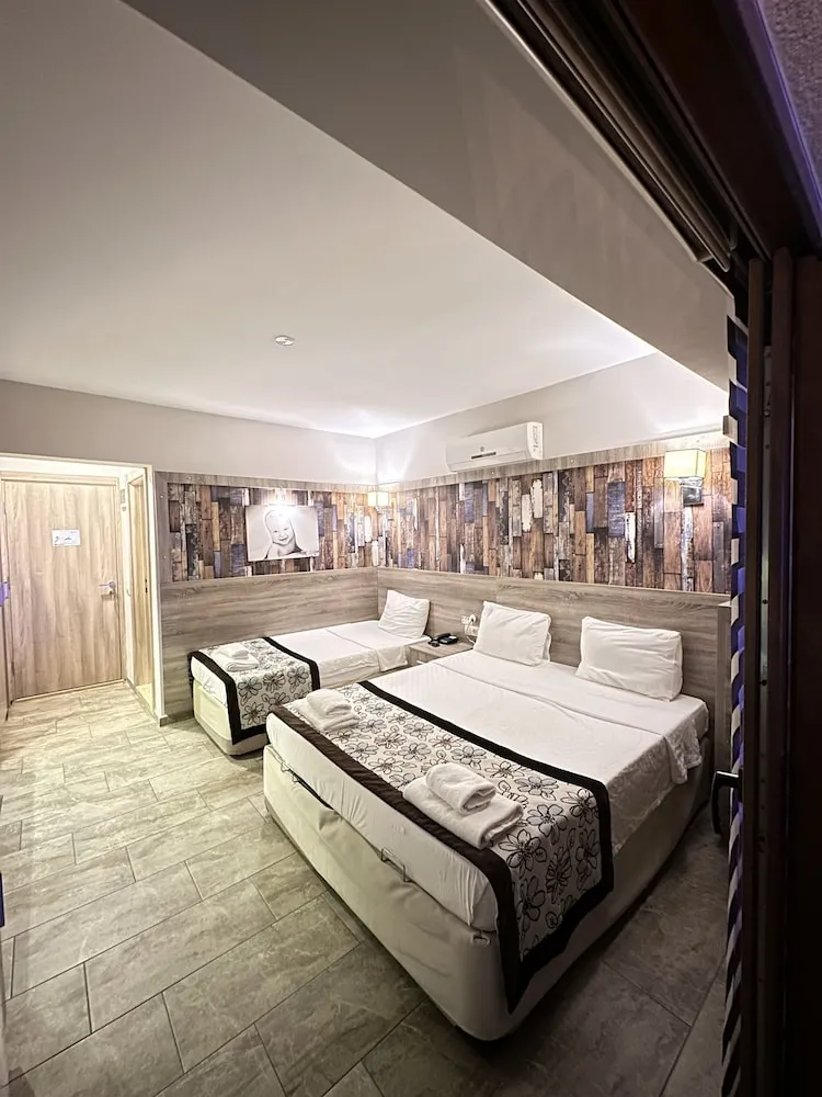 Deluxe Stüdyo, Balkon