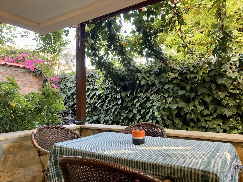 Apart Daire, Zemin Kat