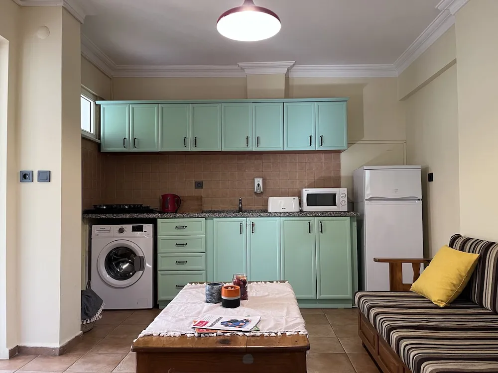 Apart Daire, Bahçe Manzaralı