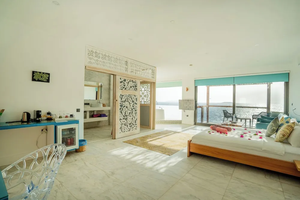 Luxury Oda, Sıcak Su Küveti, Deniz Manzaralı