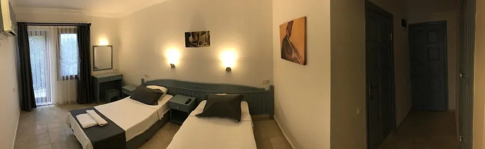 Standard Tek Büyük veya İki Ayrı Yataklı Oda