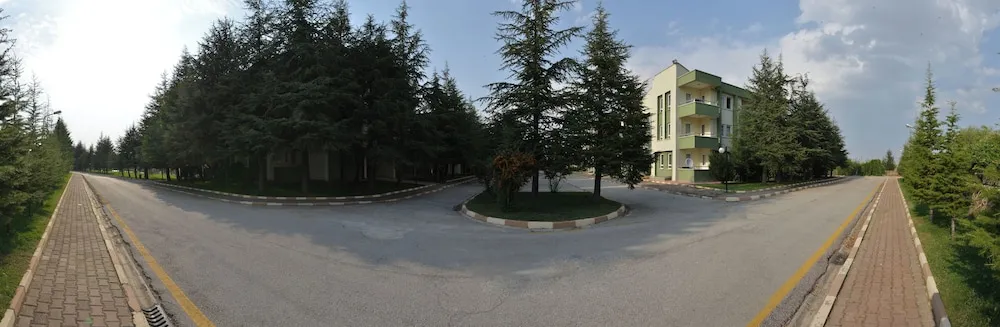 Standard Stüdyo, 2 Yatak Odası, Balkon, Bahçe Manzaralı