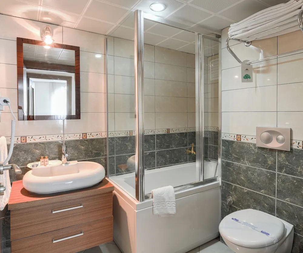 Standard Stüdyo, 2 Yatak Odası, Balkon, Bahçe Manzaralı