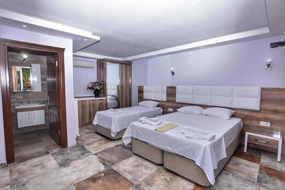 Family Üç Kişilik Oda, Deniz Manzaralı