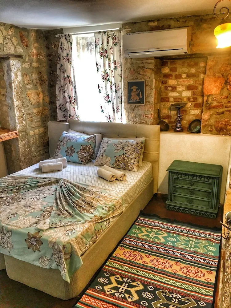 Deluxe Dört Kişilik Oda