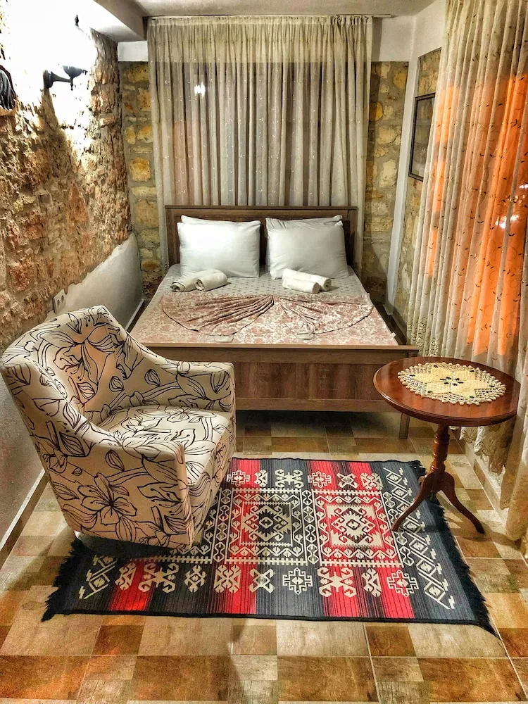 Deluxe Dört Kişilik Oda