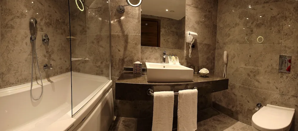 Suite, Corner with Free Airport Transfer