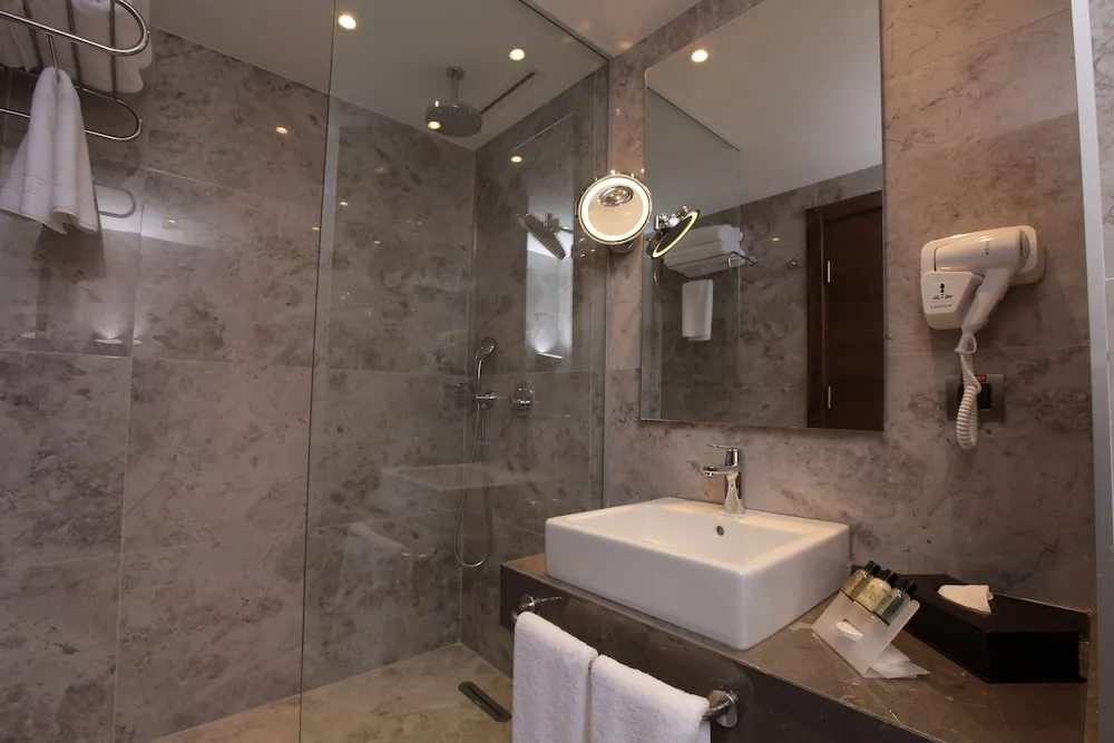 Superior Oda (King Bed)