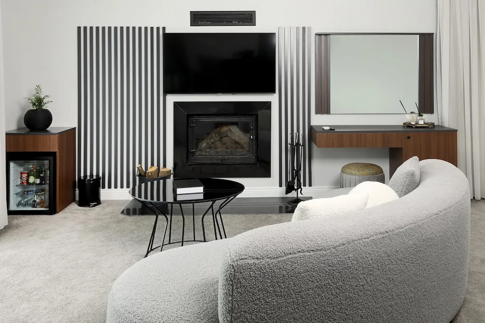 Luxury Tek Büyük Yataklı Oda
