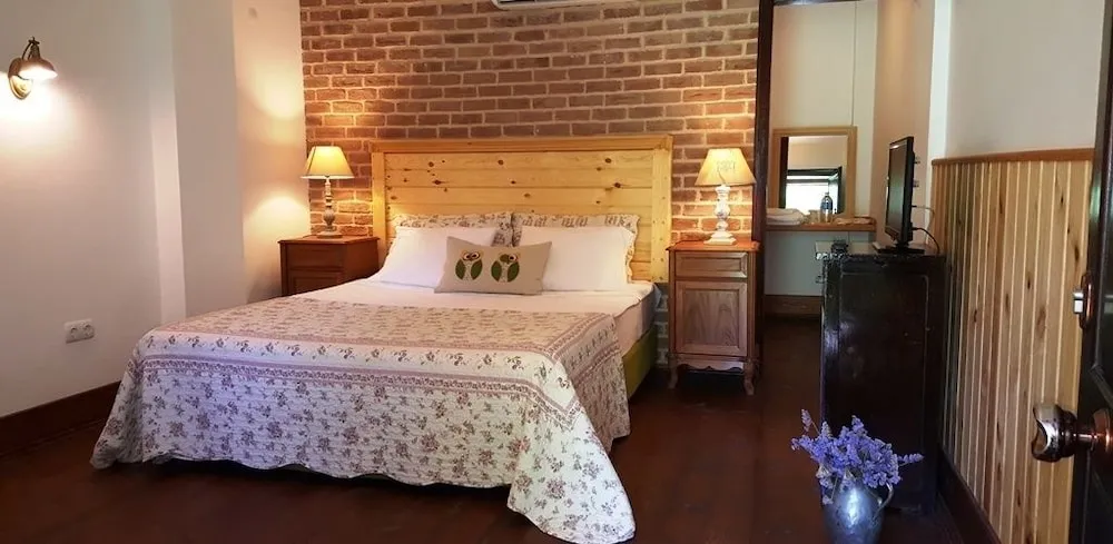 Comfort Oda, 1 Büyük (Queen) Boy Yatak
