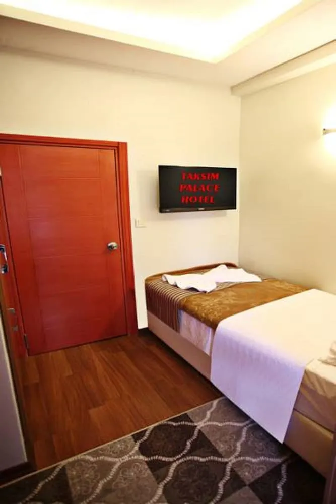 Economy Tek Büyük Yataklı Oda