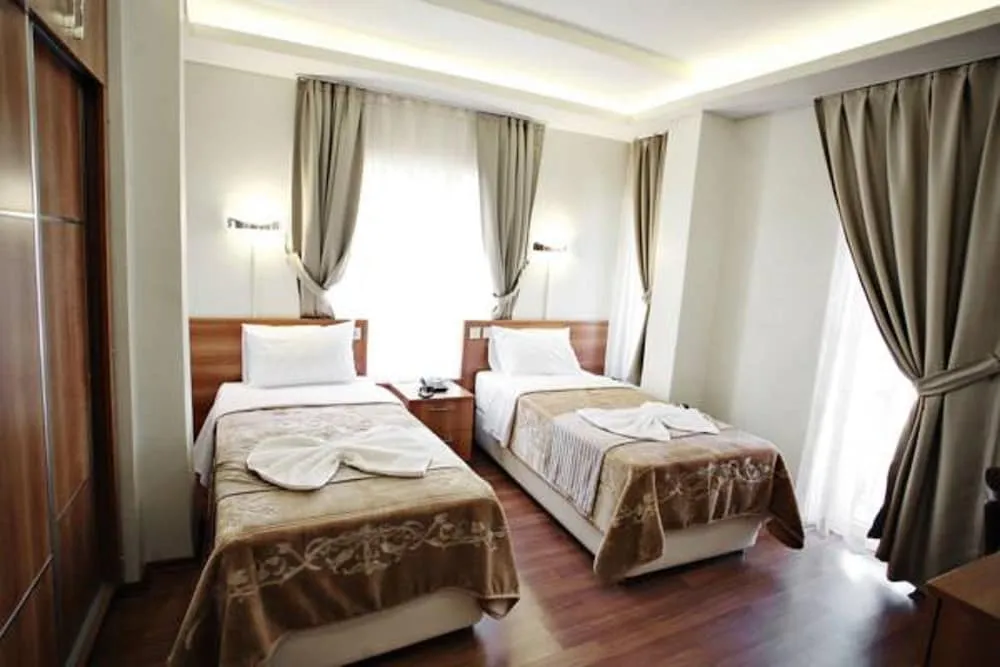 Economy Tek Büyük Yataklı Oda