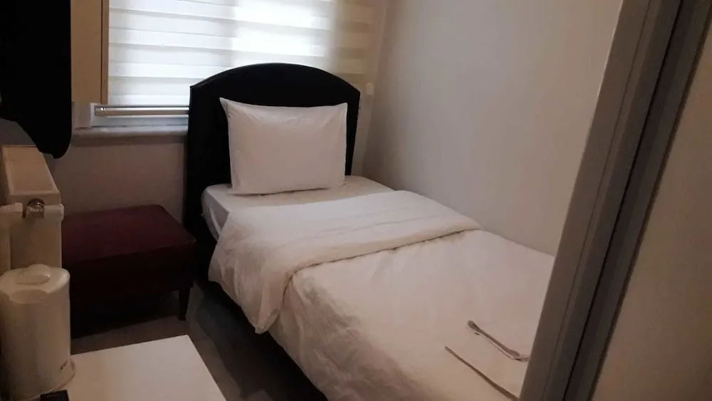Tek Kişilik Oda