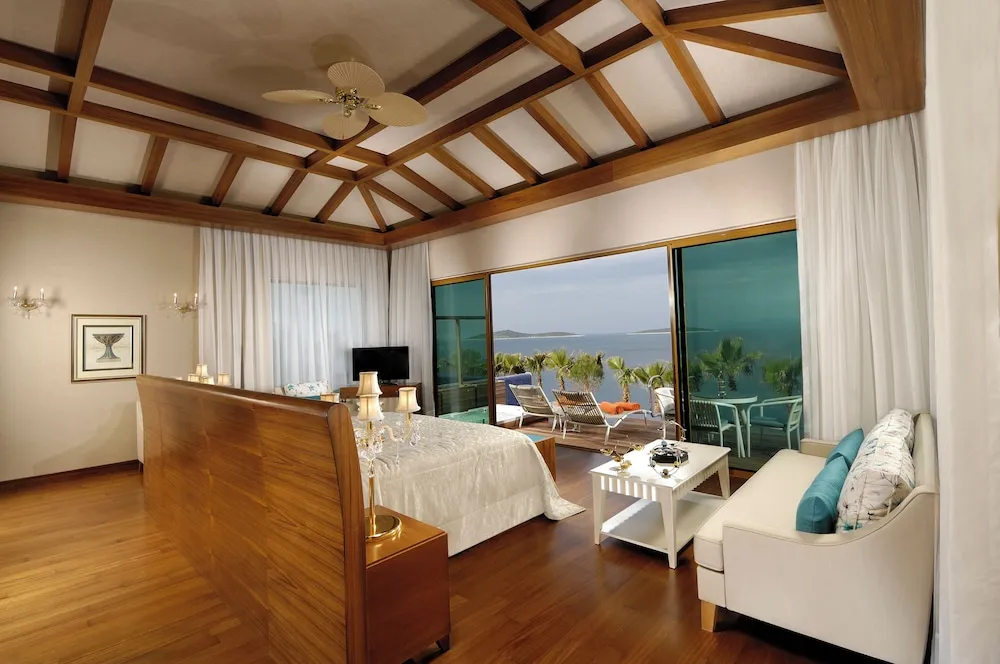 Maldivian Suite