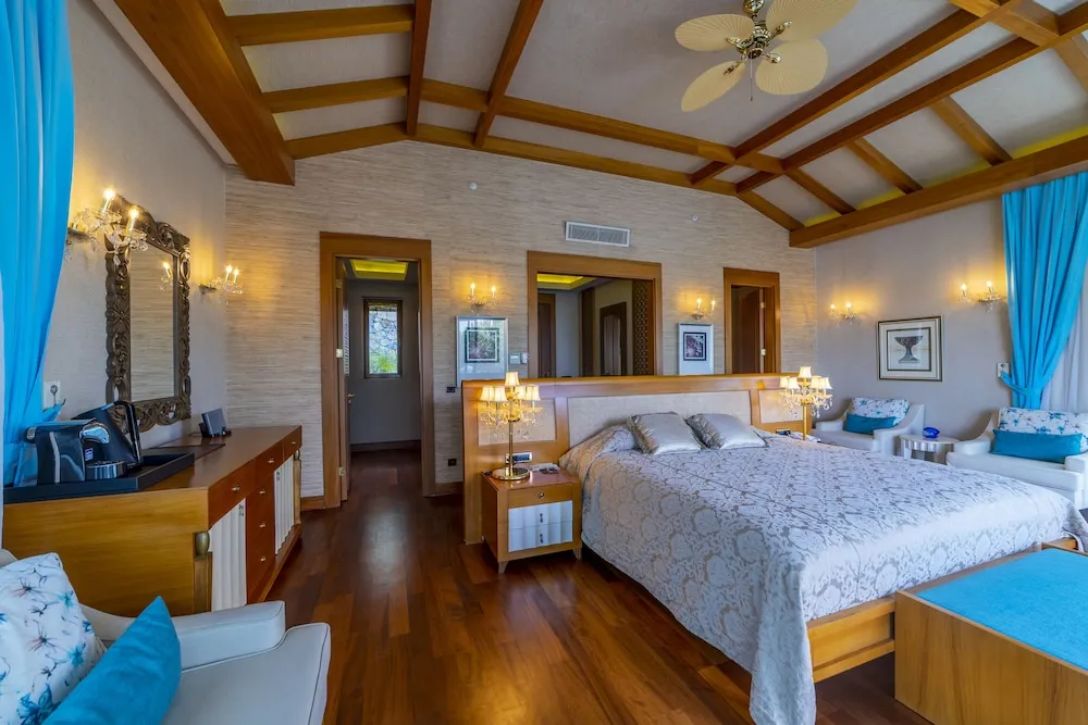 Maldivian Suite