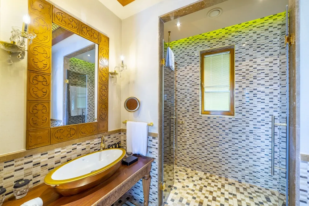 Maldivian Suite