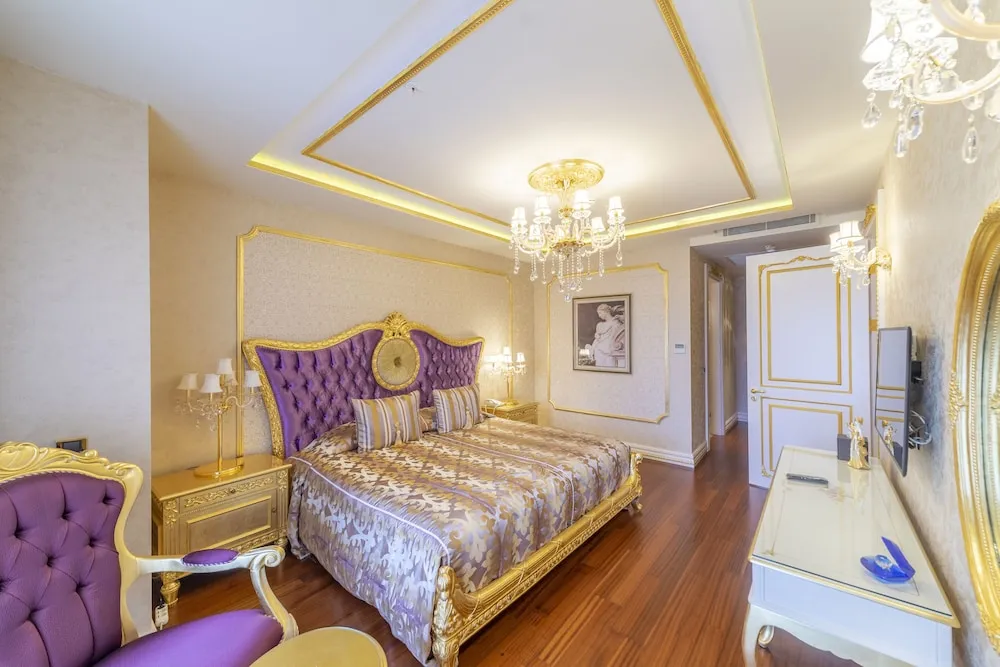 Grand Villa, 5 Yatak Odası, Kişiye Özel Havuzlu, Deniz Manzaralı