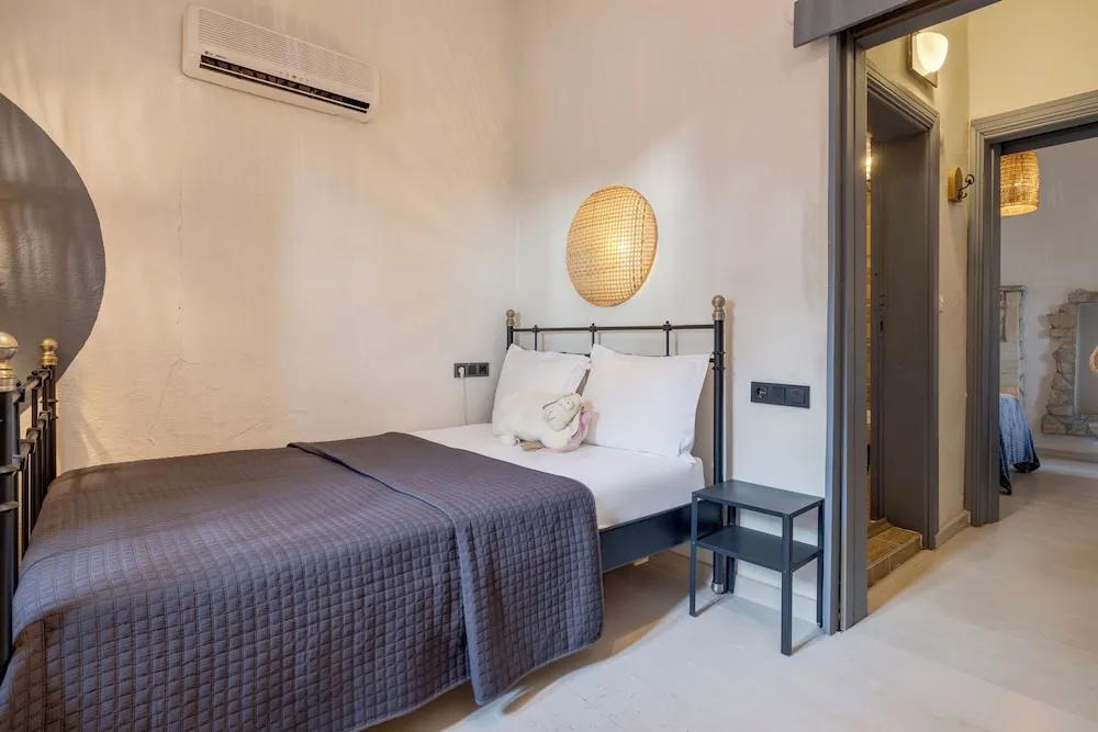 Family Room with Veranda