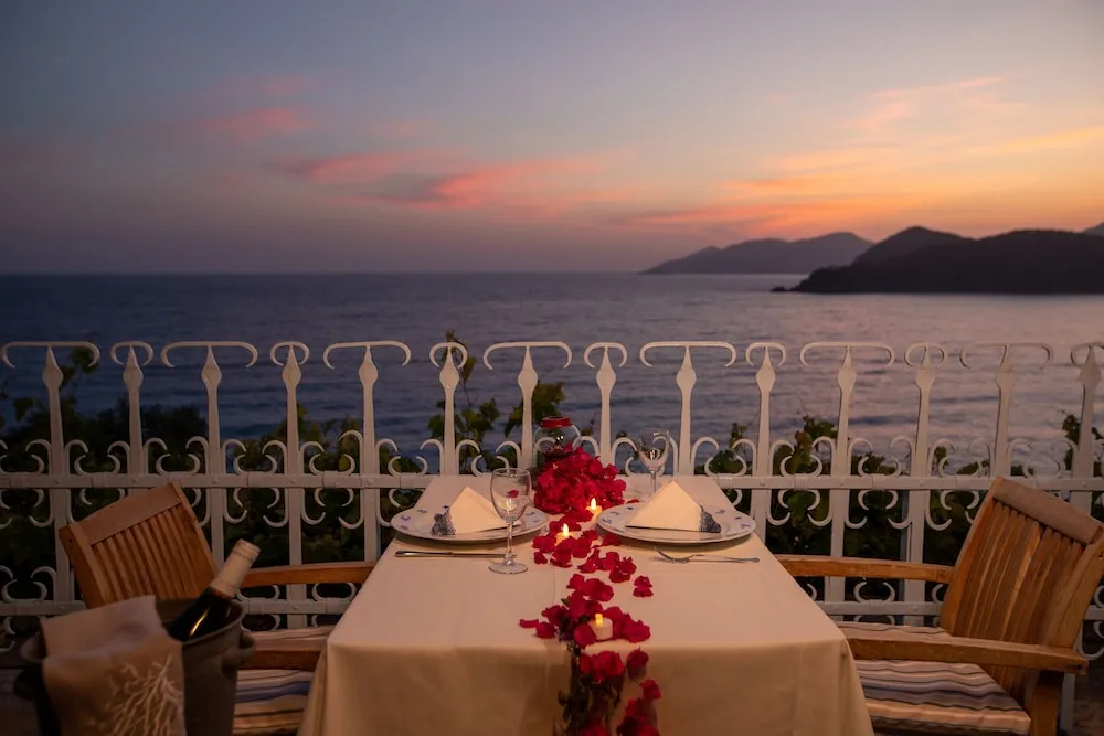 Suite with Jacuzi and Private Terrace