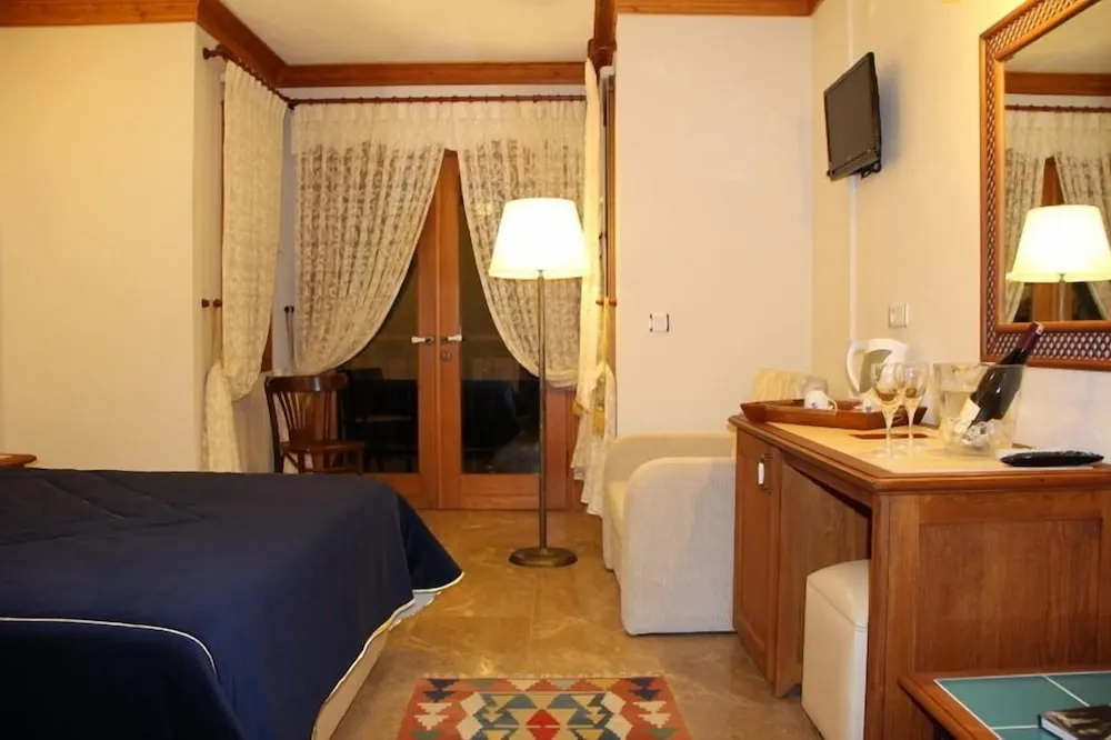 Tek Büyük veya İki Ayrı Yataklı Oda, Şehir Manzaralı