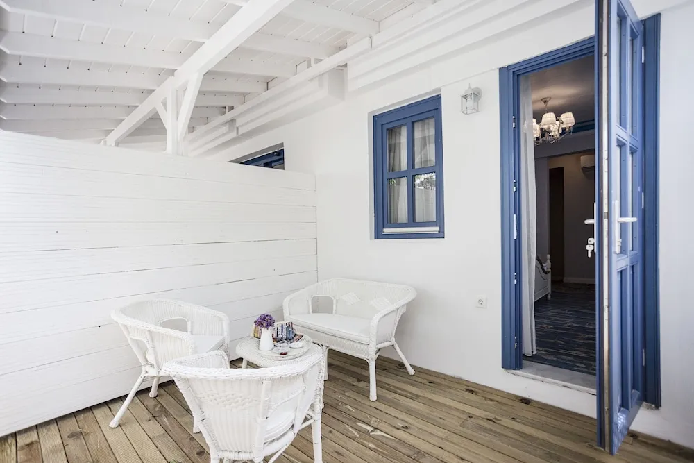 Deluxe Tek Büyük Yataklı Oda, Veranda