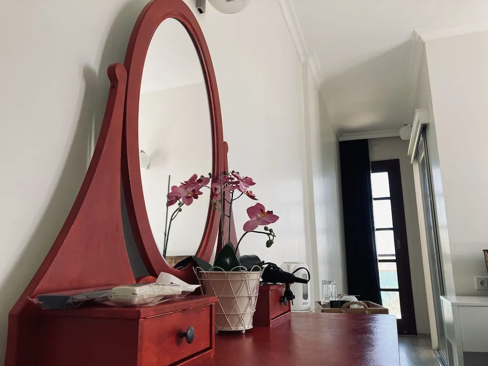 Deluxe Tek Büyük Yataklı Oda, Deniz Manzaralı