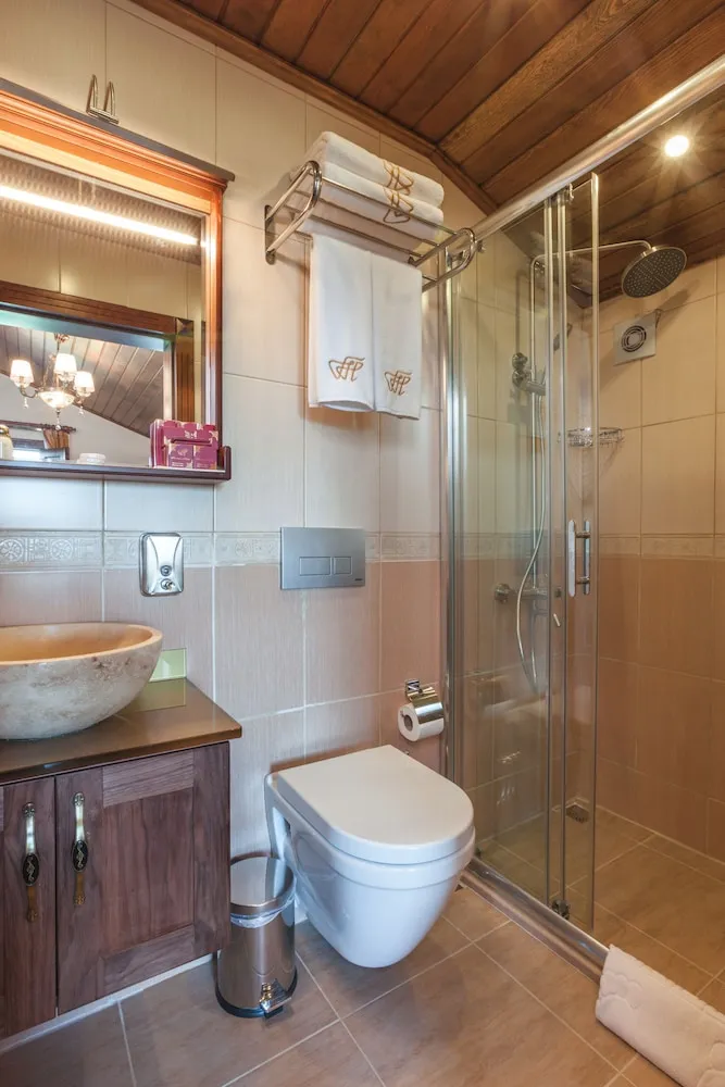 Deluxe Dört Kişilik Oda, Şehir Manzaralı