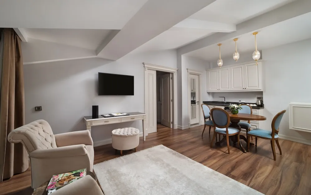 Connection Family Room Sea View