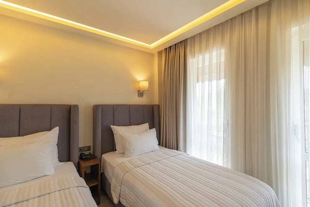 Deluxe İki Ayrı Yataklı Oda