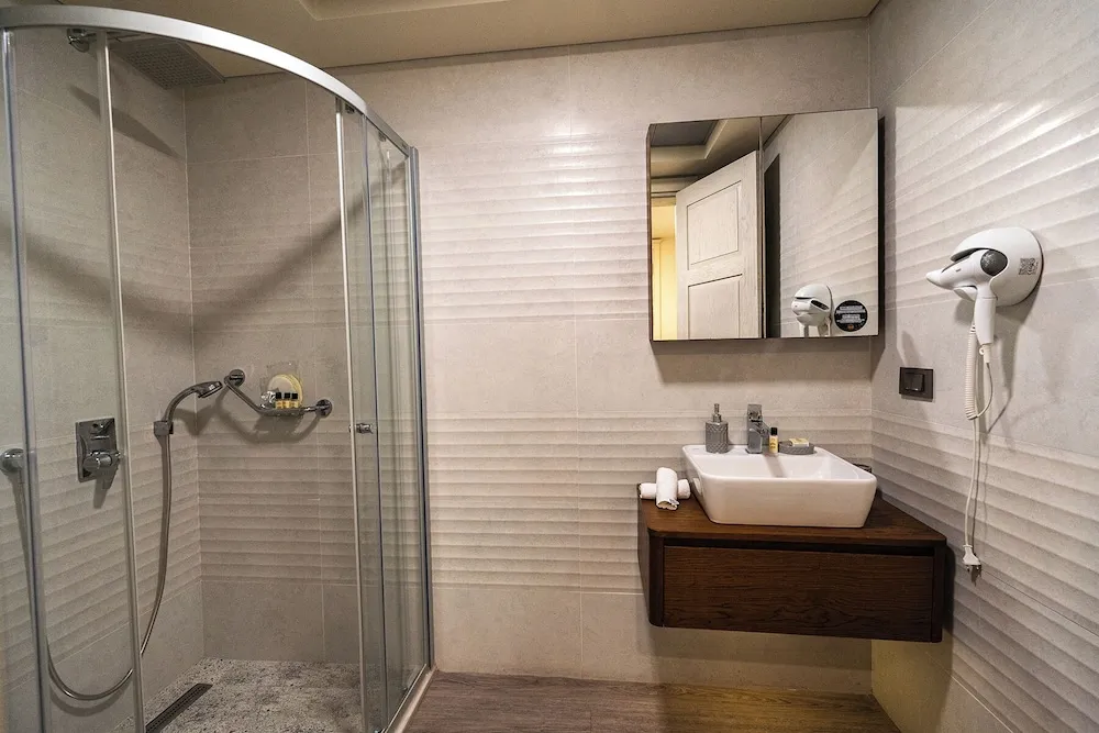 Deluxe Cift Kisilik Oda