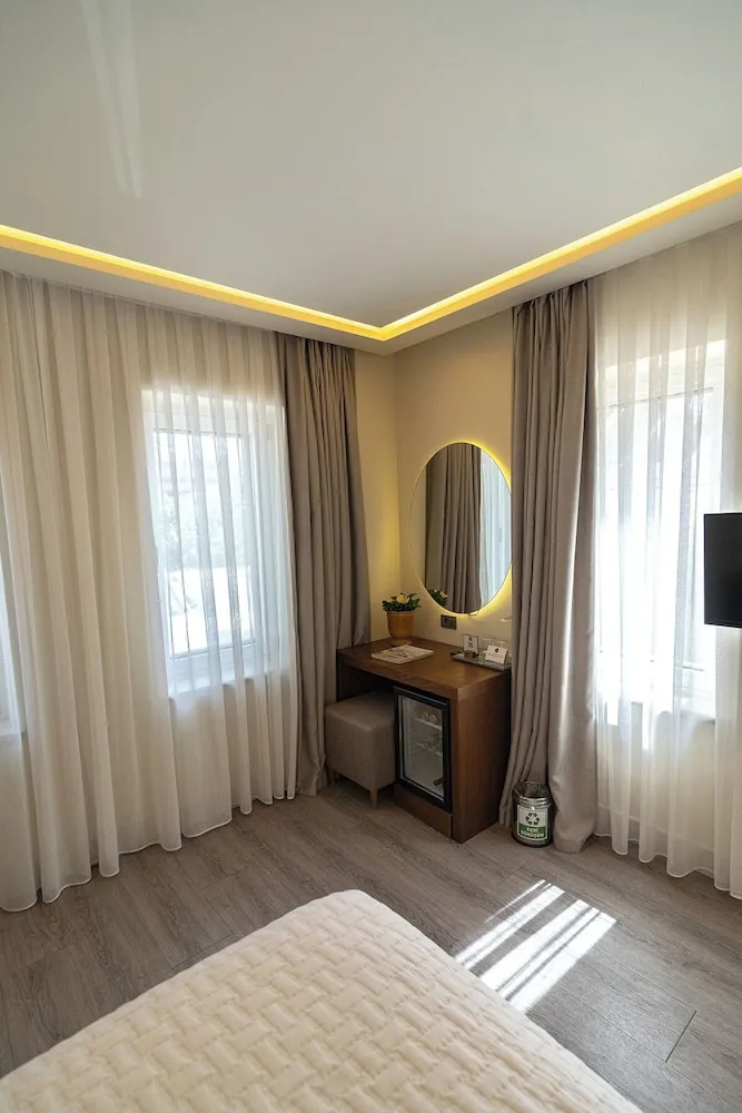 Deluxe Cift Kisilik Oda
