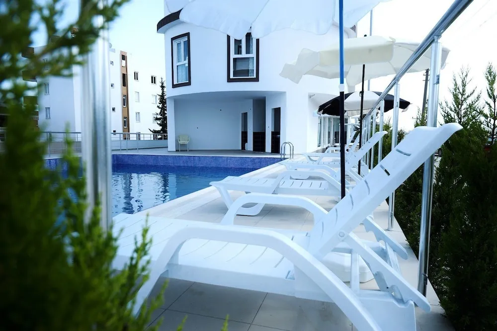 Güneşlenme verandası