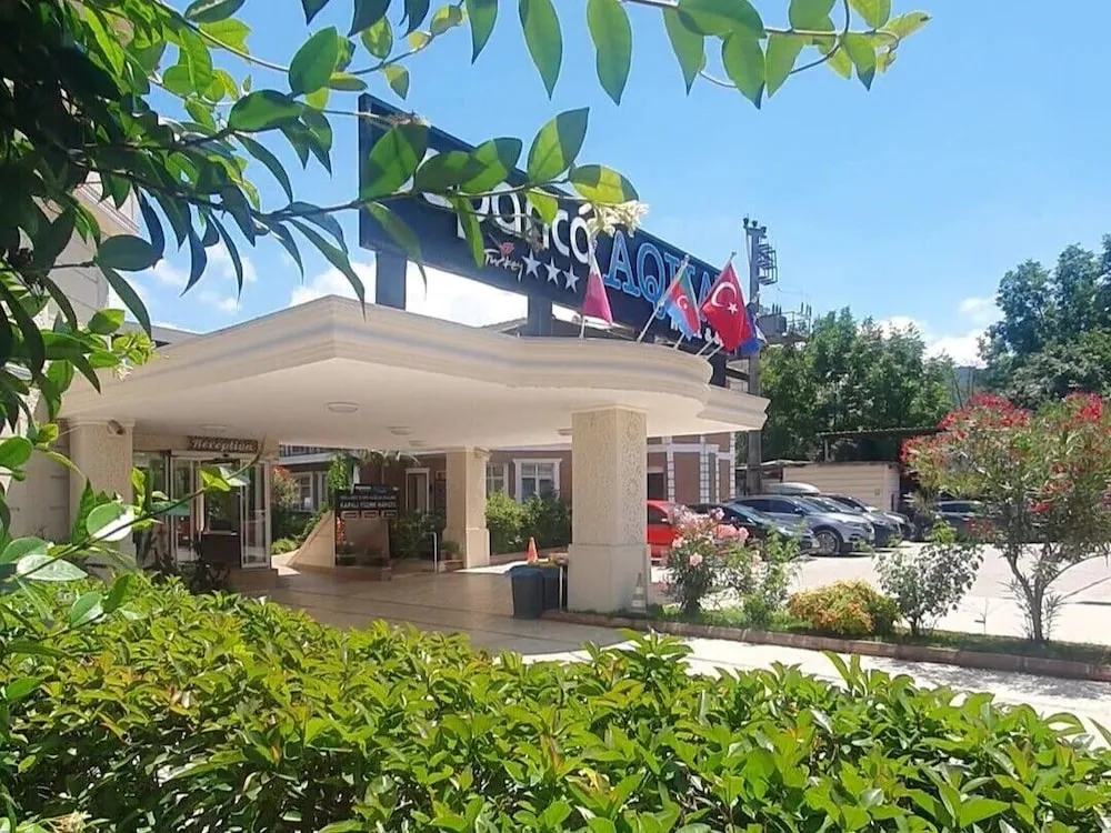 Sapanca Aqua Wellness Spa Hotel & Aqua Park