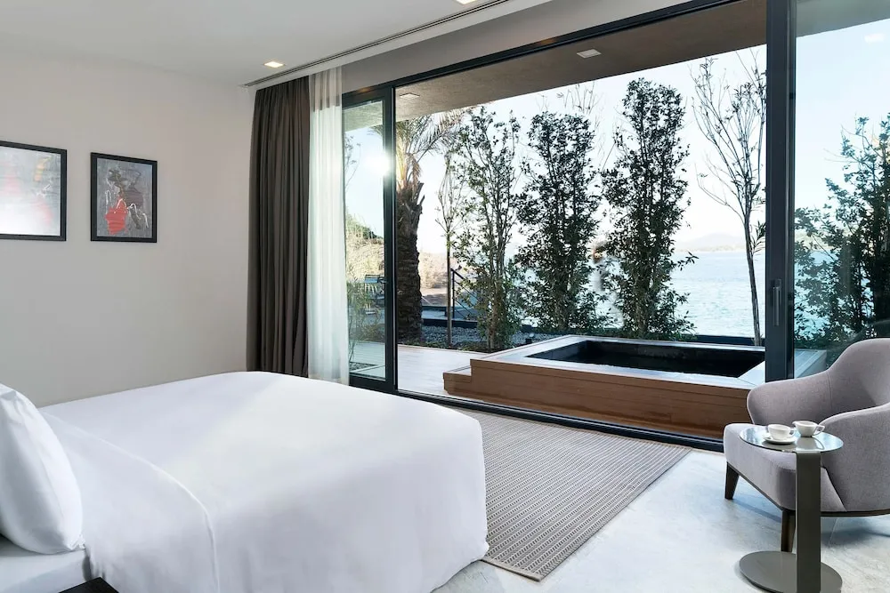 Villa, 4 Yatak Odası, Balkon, Deniz Manzaralı