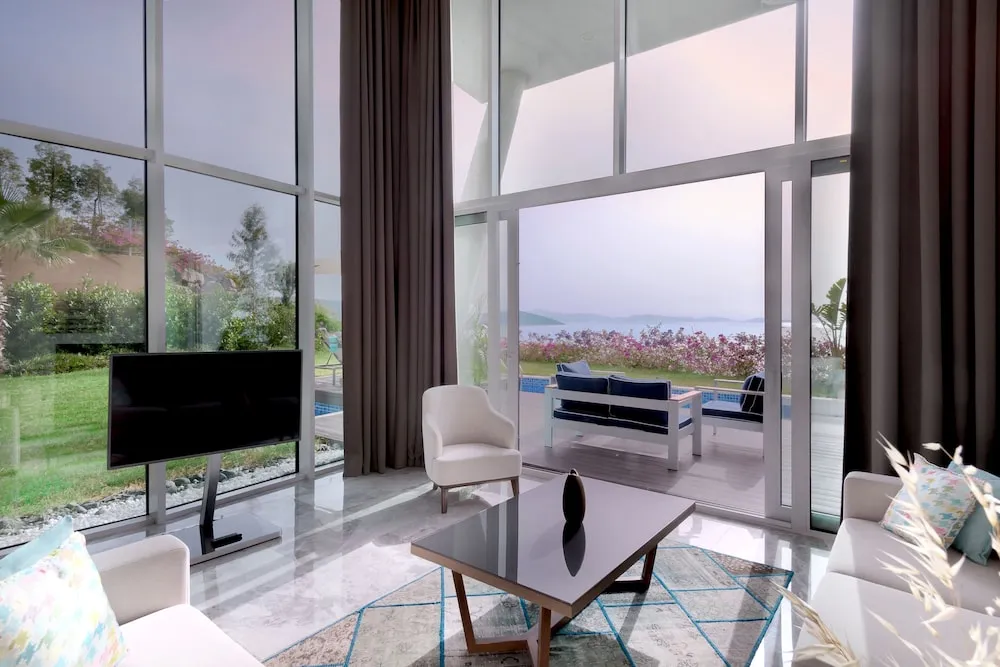 Villa, 4 Yatak Odası, Sigara İçilmez, Deniz Manzaralı (Balcony)