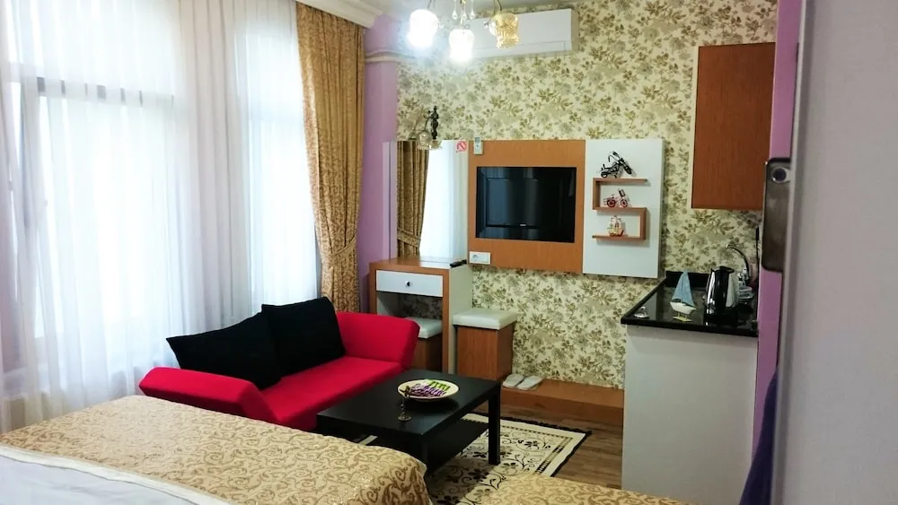 Standard Üç Kişilik Oda