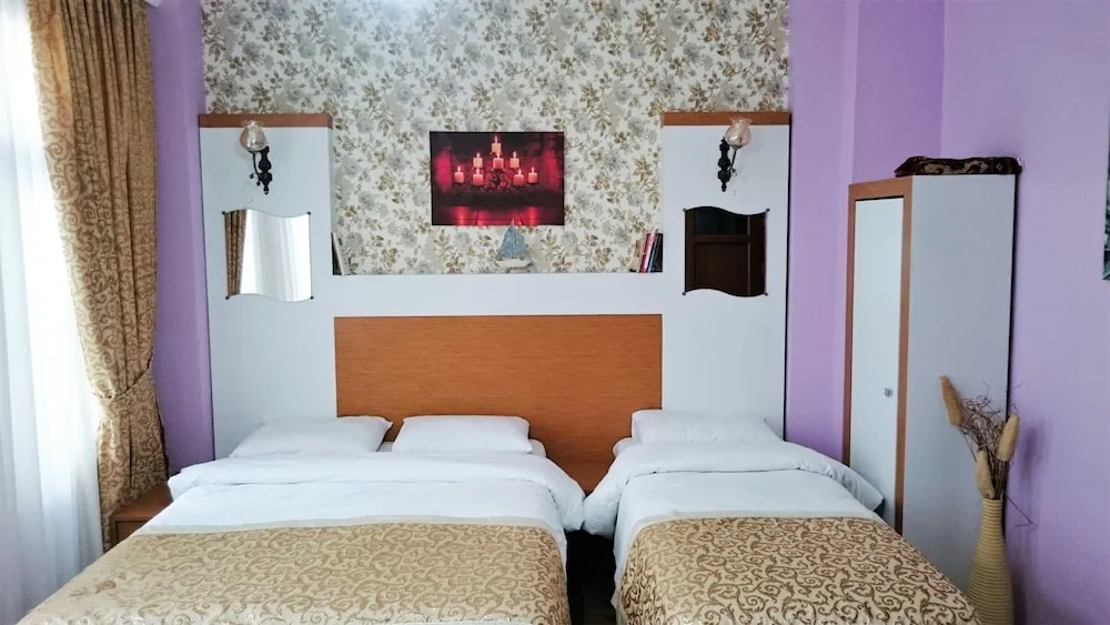 Standard Üç Kişilik Oda