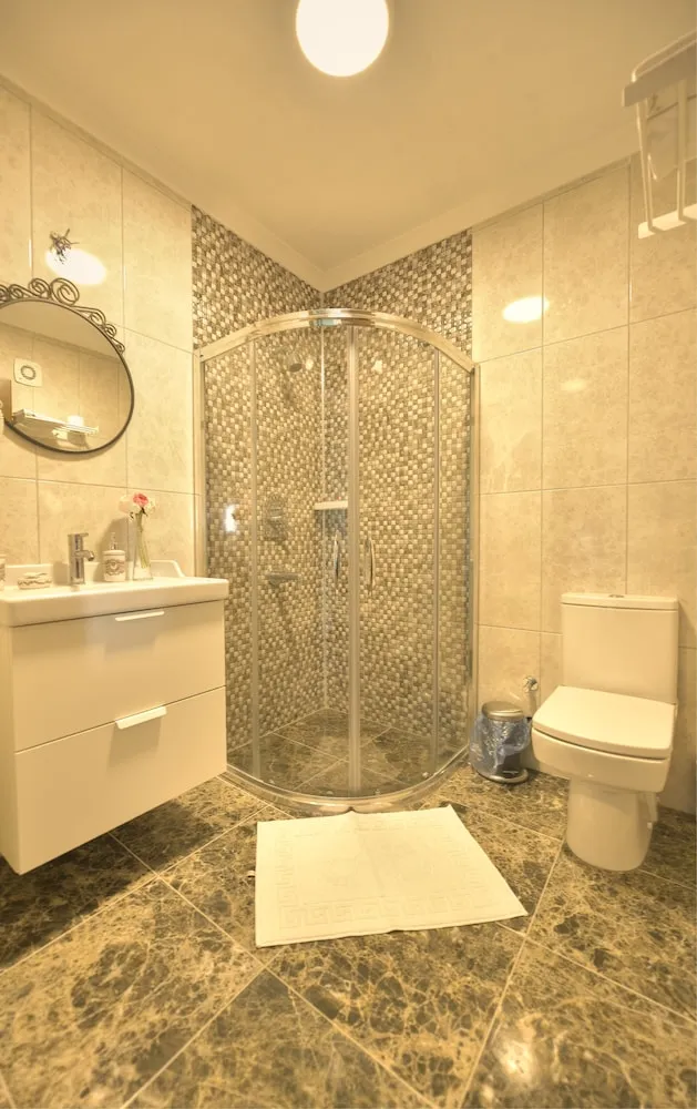 Deluxe Tek Büyük Yataklı Oda, Bahçe Manzaralı