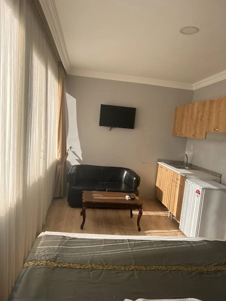 Standard Tek Büyük veya İki Ayrı Yataklı Oda