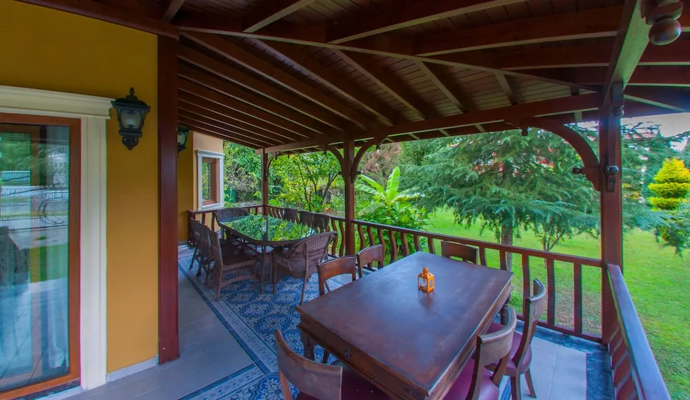 Deluxe Villa