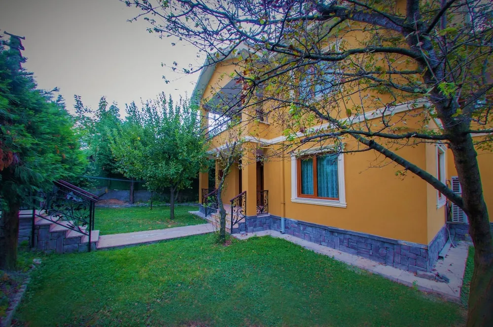 Deluxe Villa