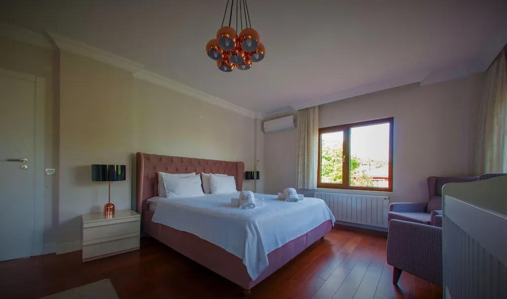 Deluxe Villa