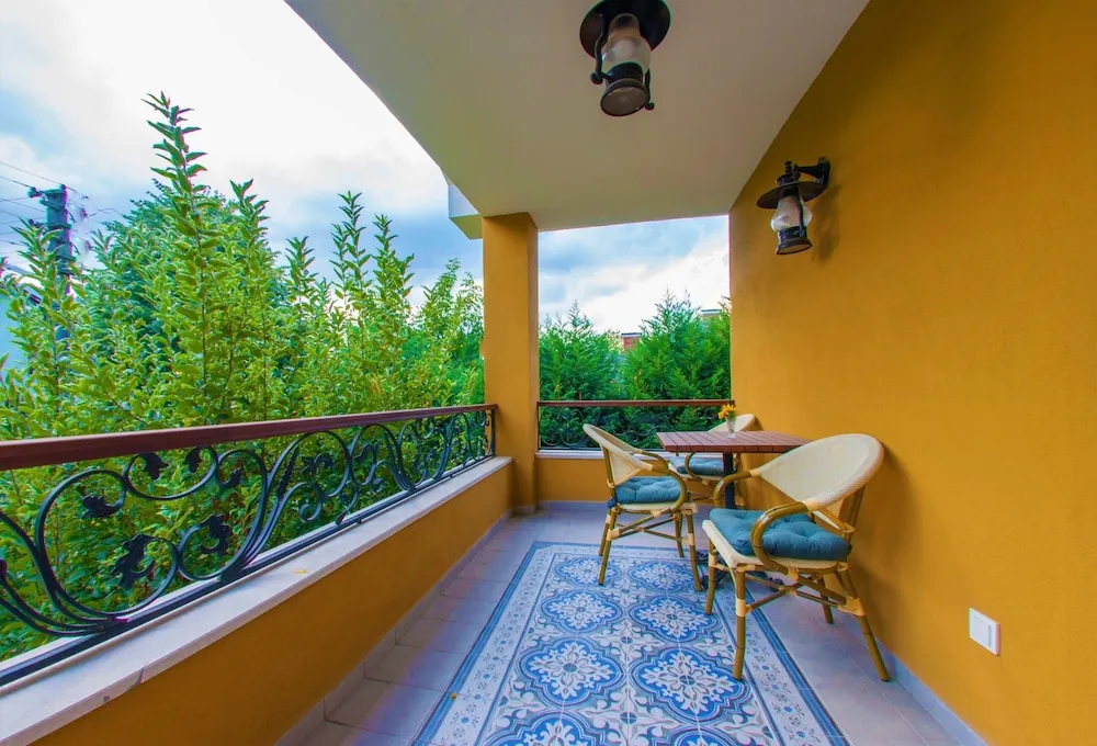 Deluxe Villa