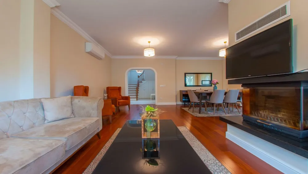 Deluxe Villa