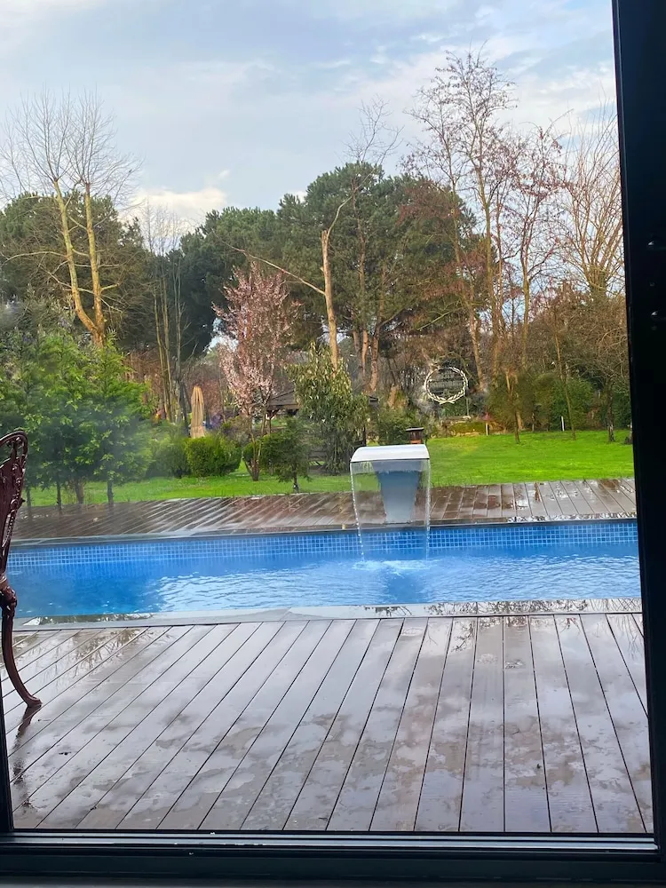 Junior Luxury Pool Villa