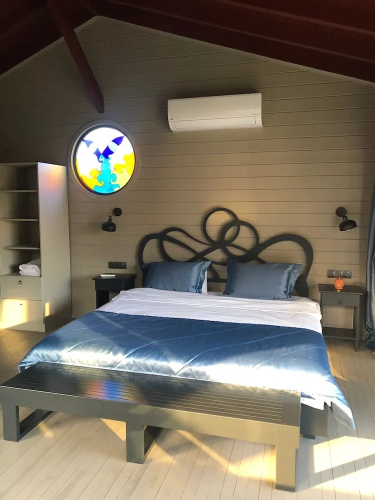 Junior Luxury Pool Villa