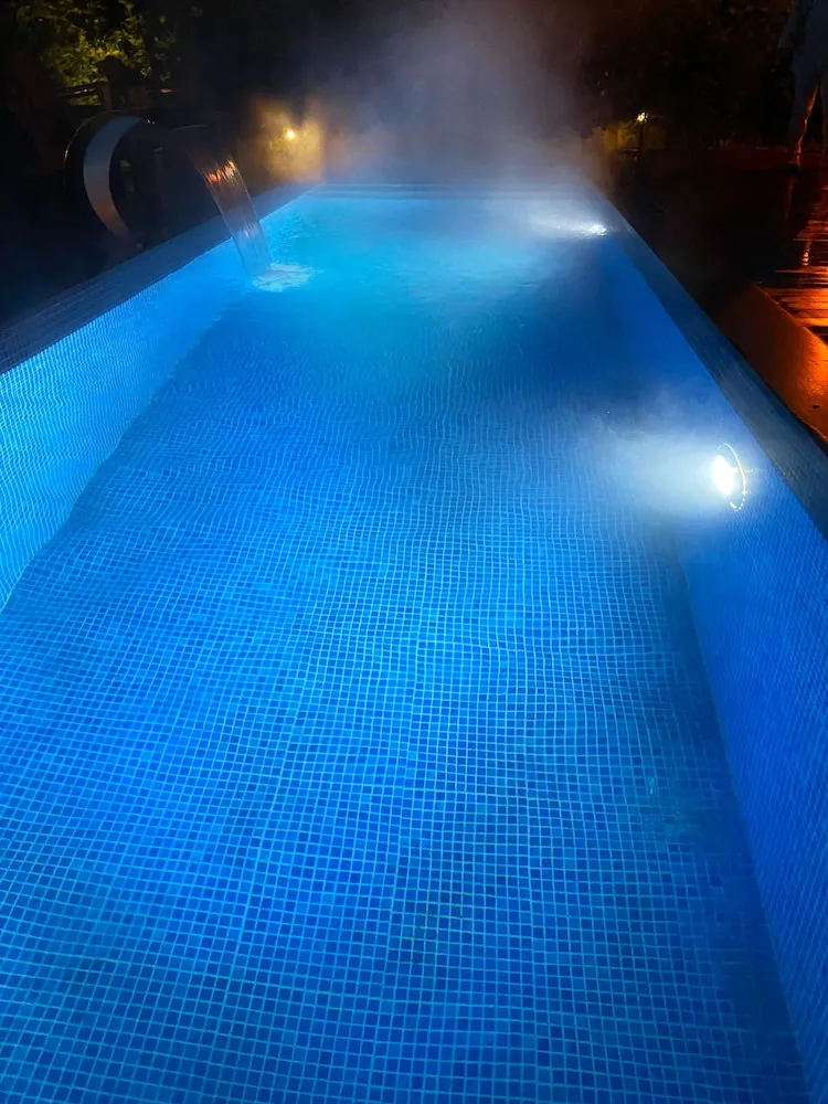 Junior Luxury Pool Villa