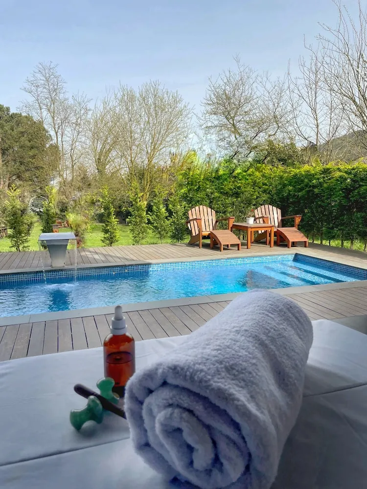 Junior Luxury Pool Villa