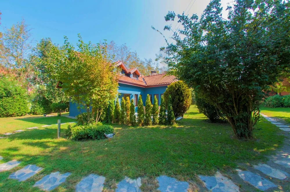 Four Bedroom Country Villa