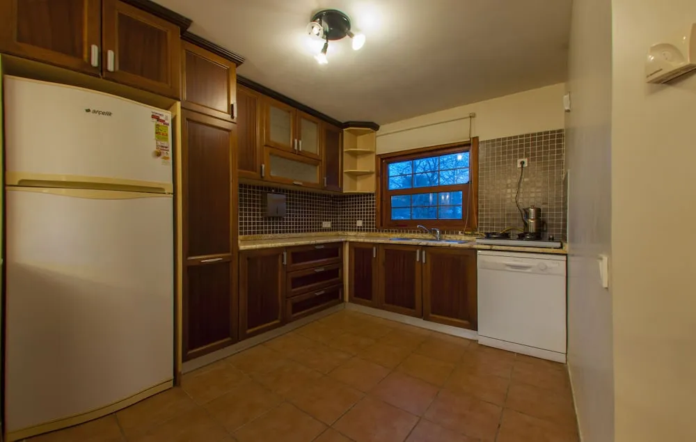 Four Bedroom Country Villa